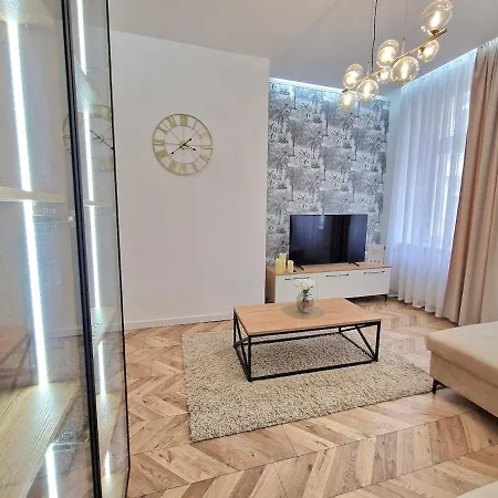 Luxury Narutowicza Fabryczna *