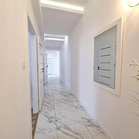 Luxury Narutowicza Fabryczna
